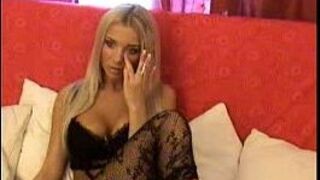 Chatting with my girlfriend - porn video