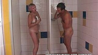 Shower Sex With Horny Old Slut - porn video