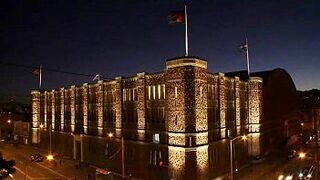 Ebony tranny anally fucks tied up dude - porn video