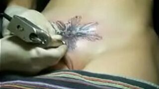 tattoo created on the vagina - porn video