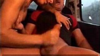 No car sickness for this brunette Tina - porn video